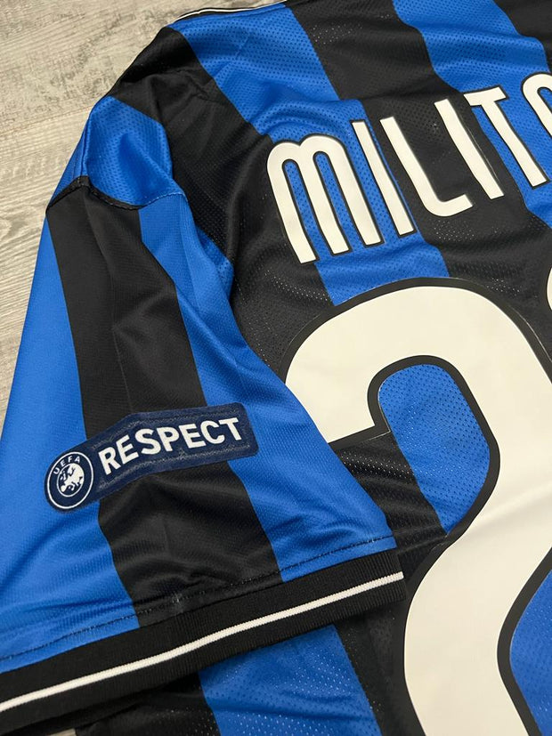 Retro - 2009-10 - Camiseta Inter de Milán Local (Milito)